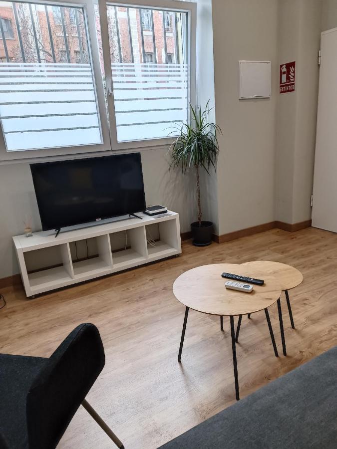 Apartamento Pacifico A มาดริด ภายนอก รูปภาพ